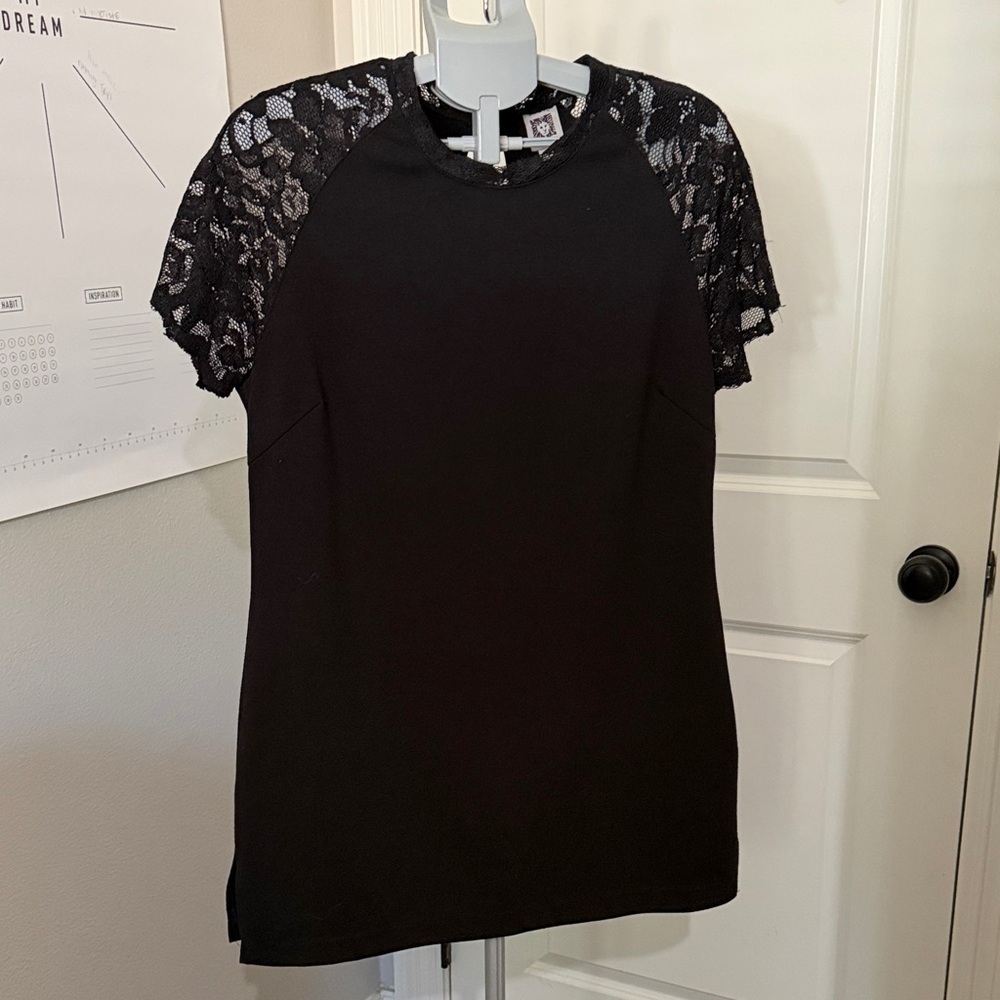 Anne Klein Black Tunic with Lace Sleeves